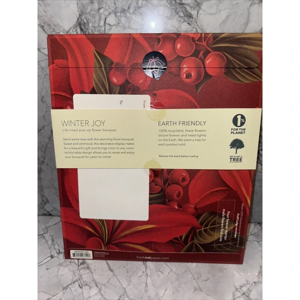 Freshcut Paper Winter Joy Wreath 15